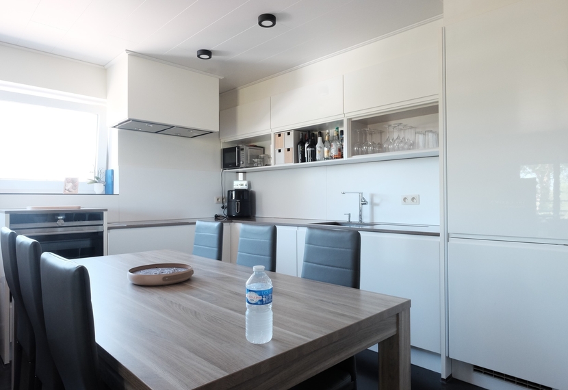 Ruim en landelijk gelegen duplex-appartement met 3 slaapkamers en overdekt terras