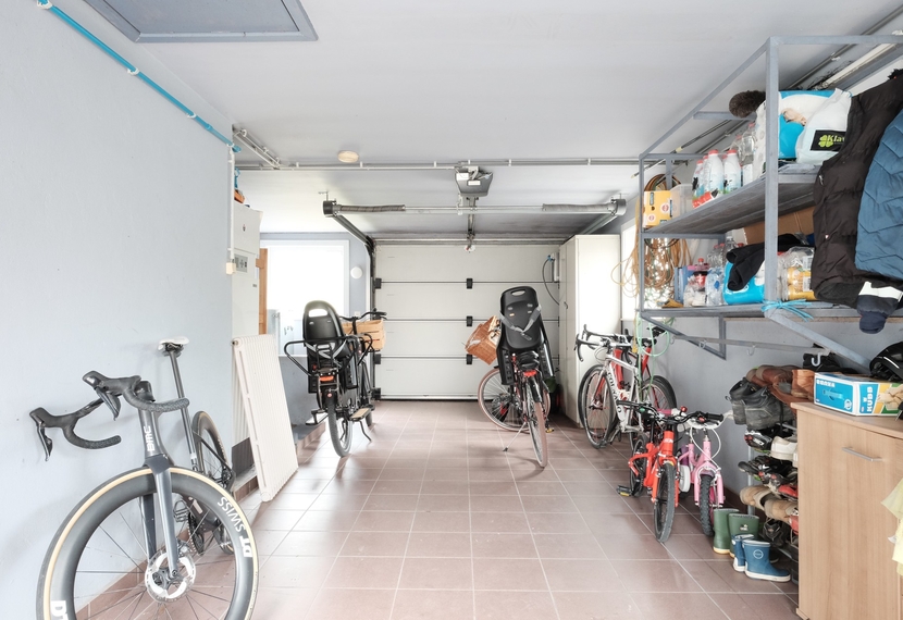 Alleenstaande gelijkvloerse woning op ruim perceel van 1.748 m² in Hooglede