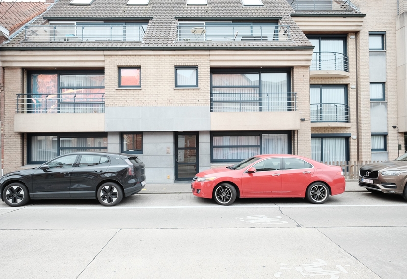 Gezellig gelijkvloers appartement met terras, tuintje en optionele garage