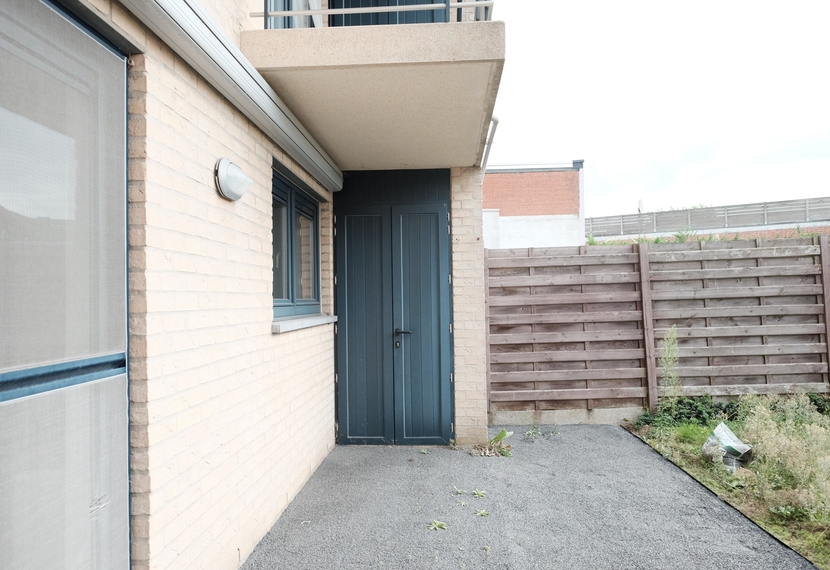 Gezellig gelijkvloers appartement met terras, tuintje en optionele garage