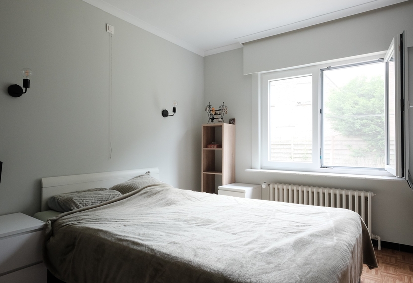 Alleenstaande gelijkvloerse woning op ruim perceel van 1.748 m² in Hooglede