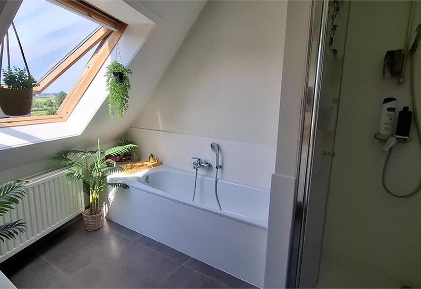 Recent en modern duplexappartement te huur in residentie Stoanplatse