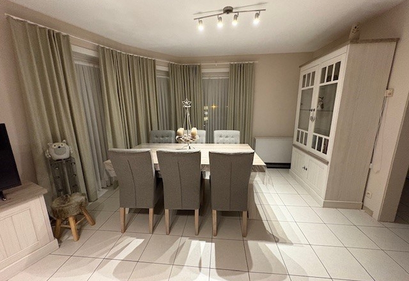 Appartement met garage